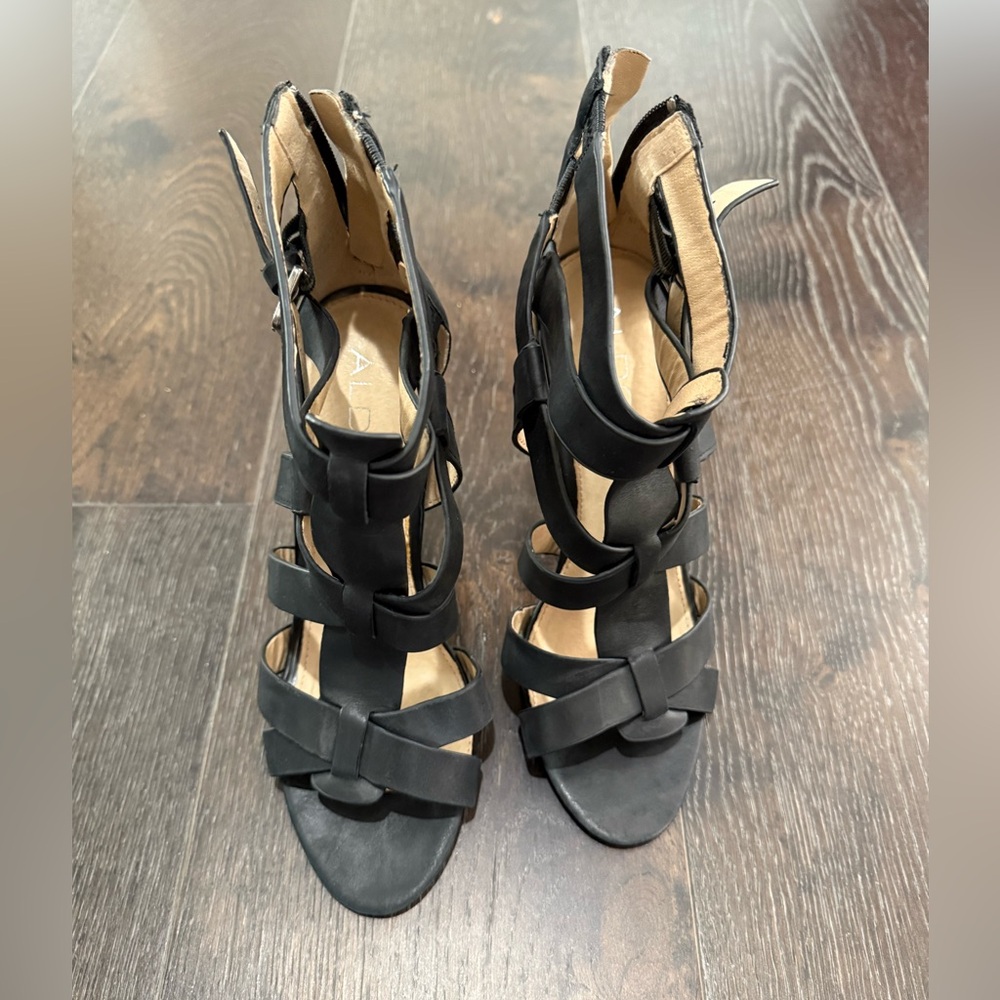 Black Strappy Women's Sandals